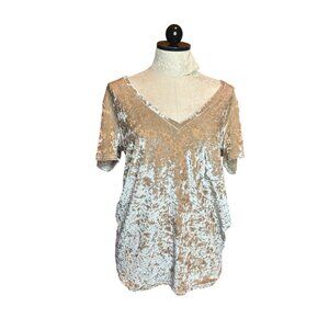 POL Champagne Crushed Velvet Velour Front Pocket T Shirt in Women’s Sz M Stretch